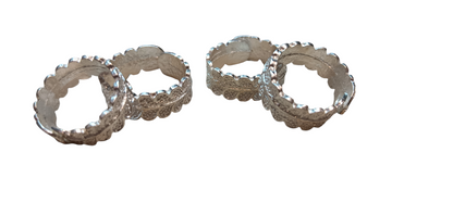 Nari Nakhre Silver-Tone Floral Stone-Studded Toe Ring Set (Pack of 4)